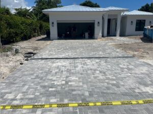 Driveway Holland Stone Titanium Pavers