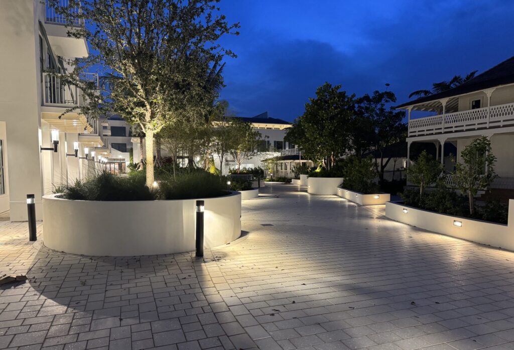 artistic shellock roadlock tan & ivory 2